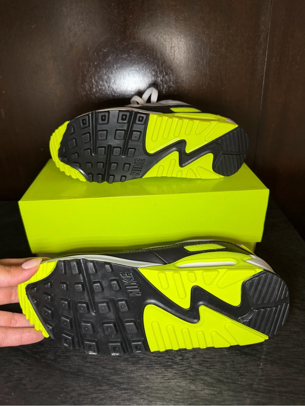 Nike Air Max 90 White-Grey-Volt